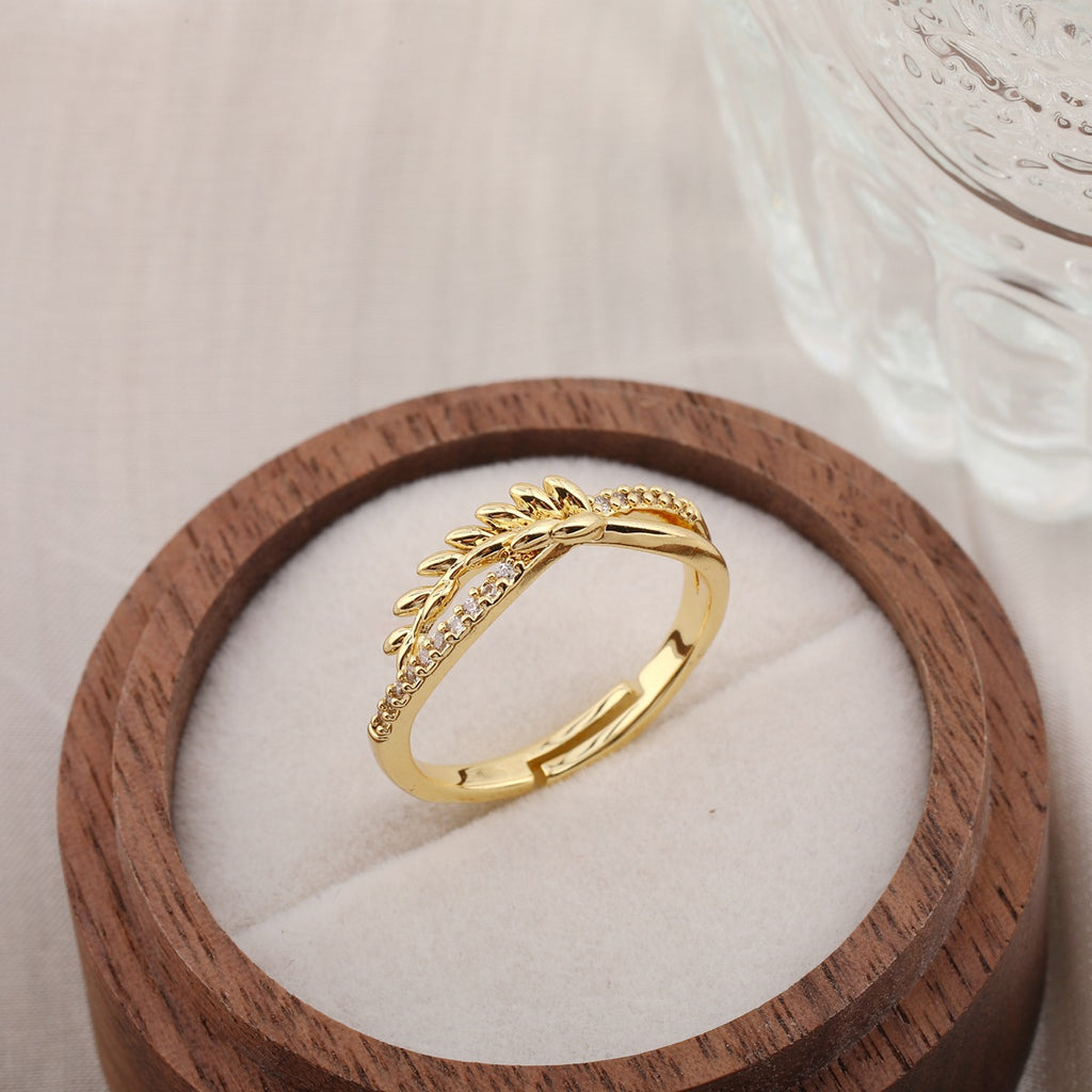 European And American Hot-Selling Fashionable and Unique Water Drop Zircon Anneaux pour femmes