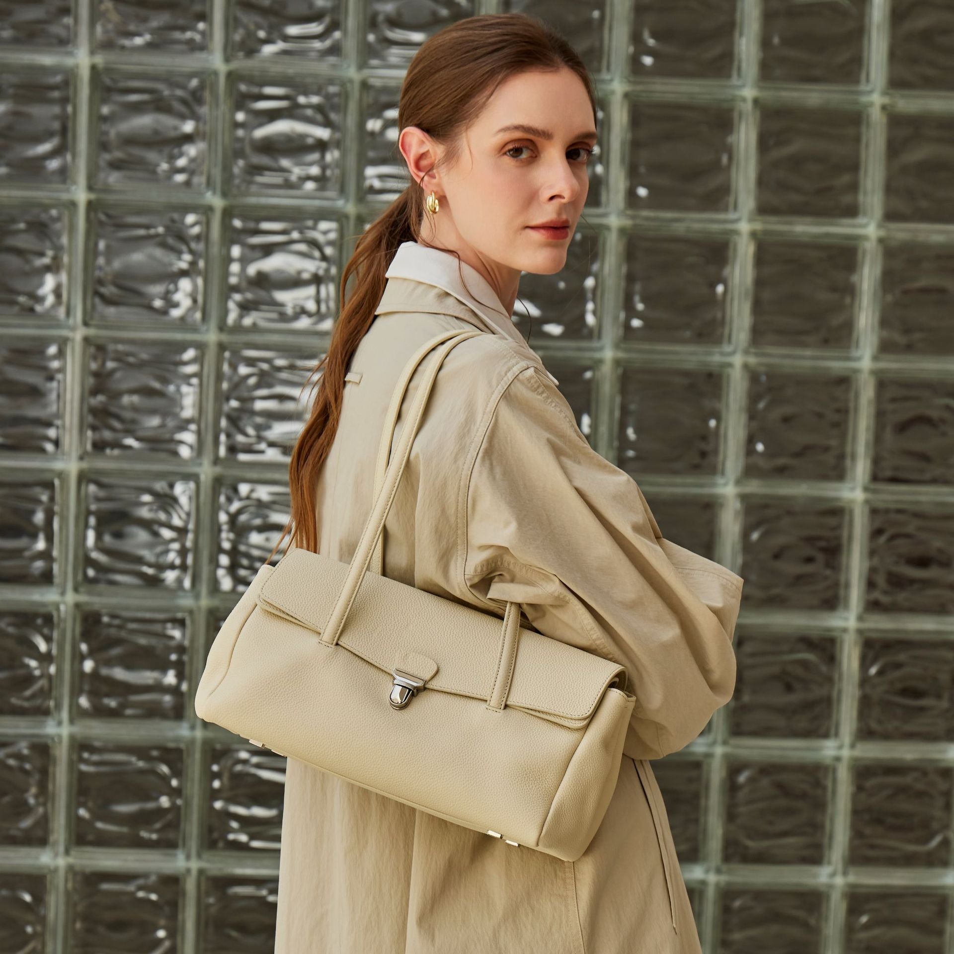 Sac Messenger en cuir de type Preppy