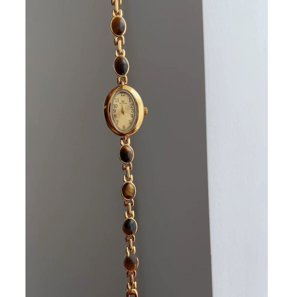 Creative Vintage Fashion Watch for Women