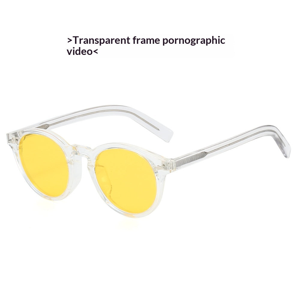 Lunettes carrées tendance pour les couples