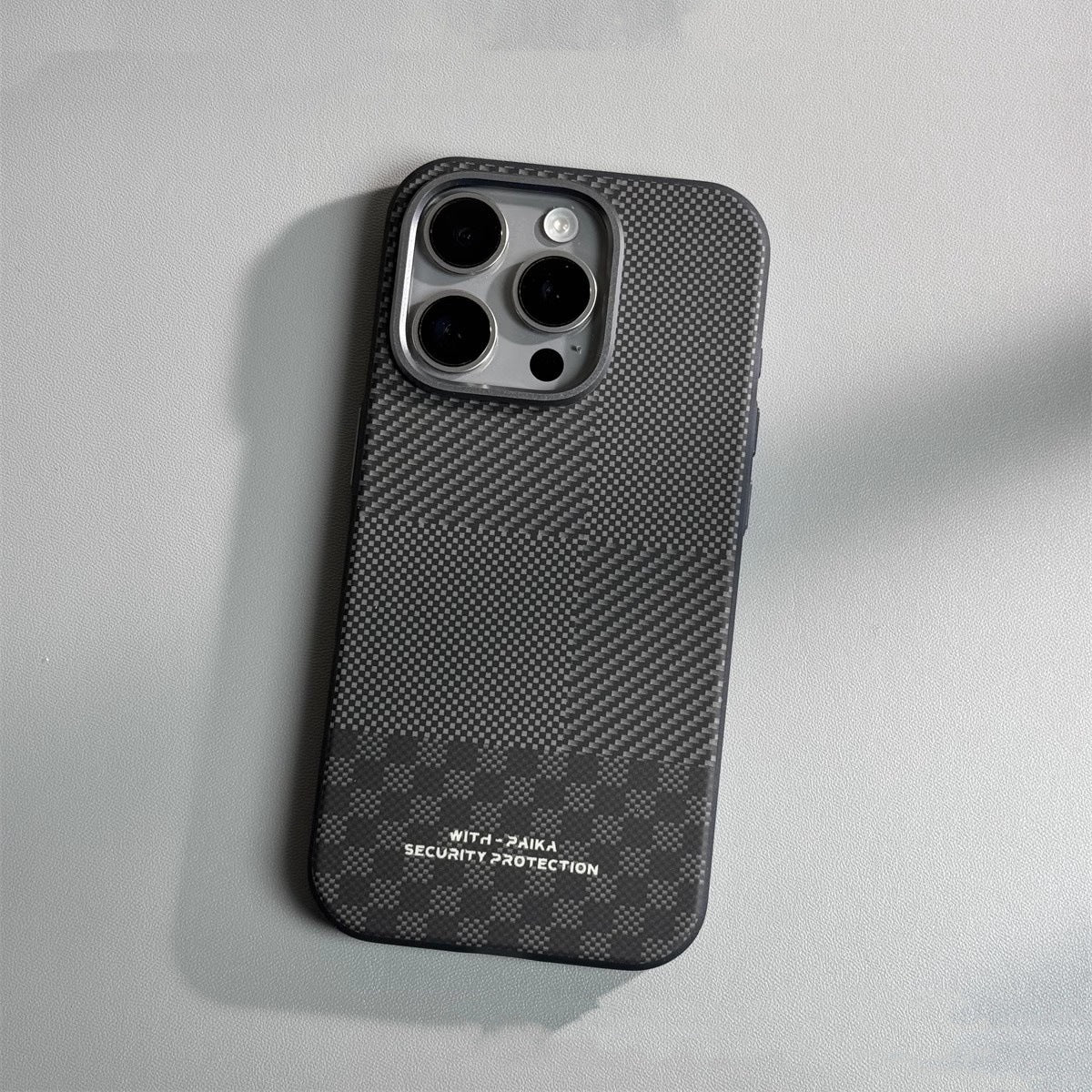 Couverture de protection anti-dérapante pour téléphone portable en fibre de carbone
