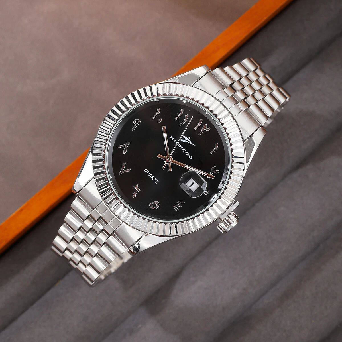 Montres de mode hommes Date haut de gamme de luxe Casual Sport