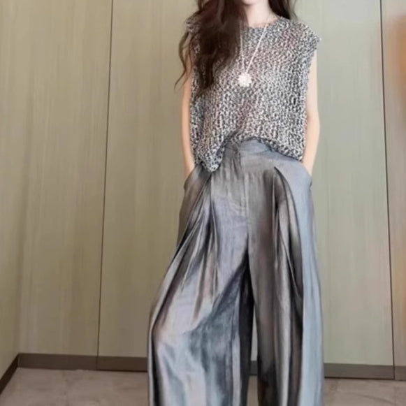Un ensemble casual gris haut de gamme d'inspiration française