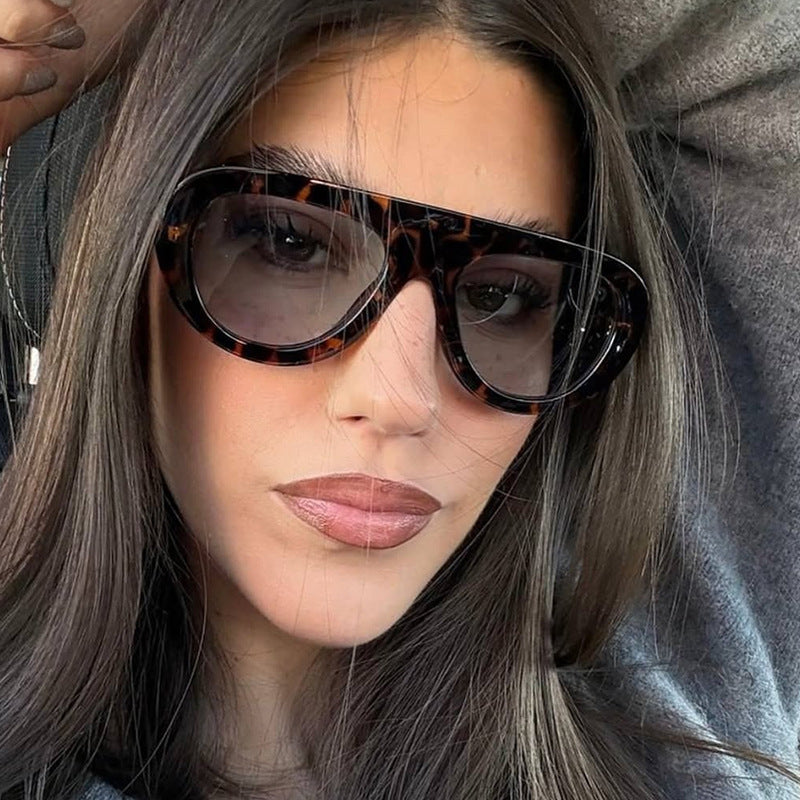 Lunettes de soleil de style grenouille pour femmes