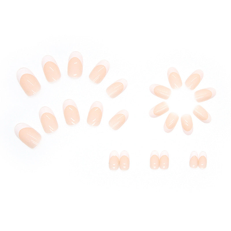 Minimaliste tonique blanc Subtly séduisante de style français Presse sur les ongles