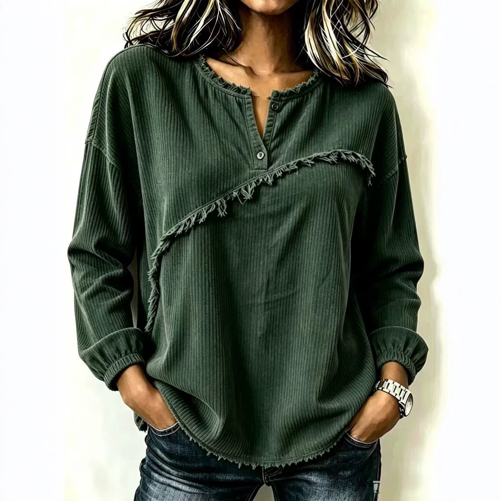 Femmes Col de Henley Corduroy Top avec Tasseaux Raw-edge