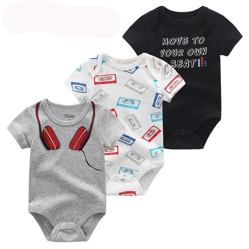 Nouveau-né RomperPure CottonTriangle Coupe unique avec manches courtes
