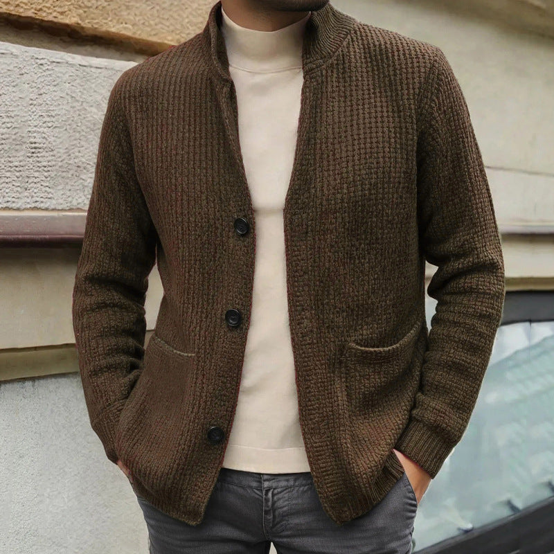 Mens Manteau tricoté de longueur moyenne avec un collier debout