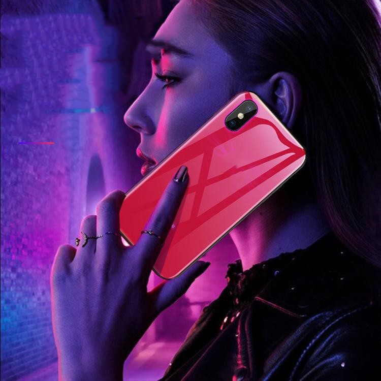 Cas de téléphone en verre lumineux simplicité et créativité