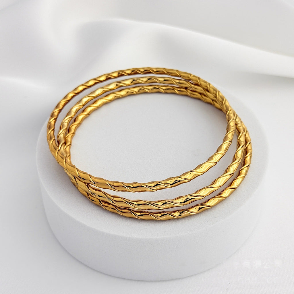 Bracelets en acier inoxydable simple dans plusieurs styles