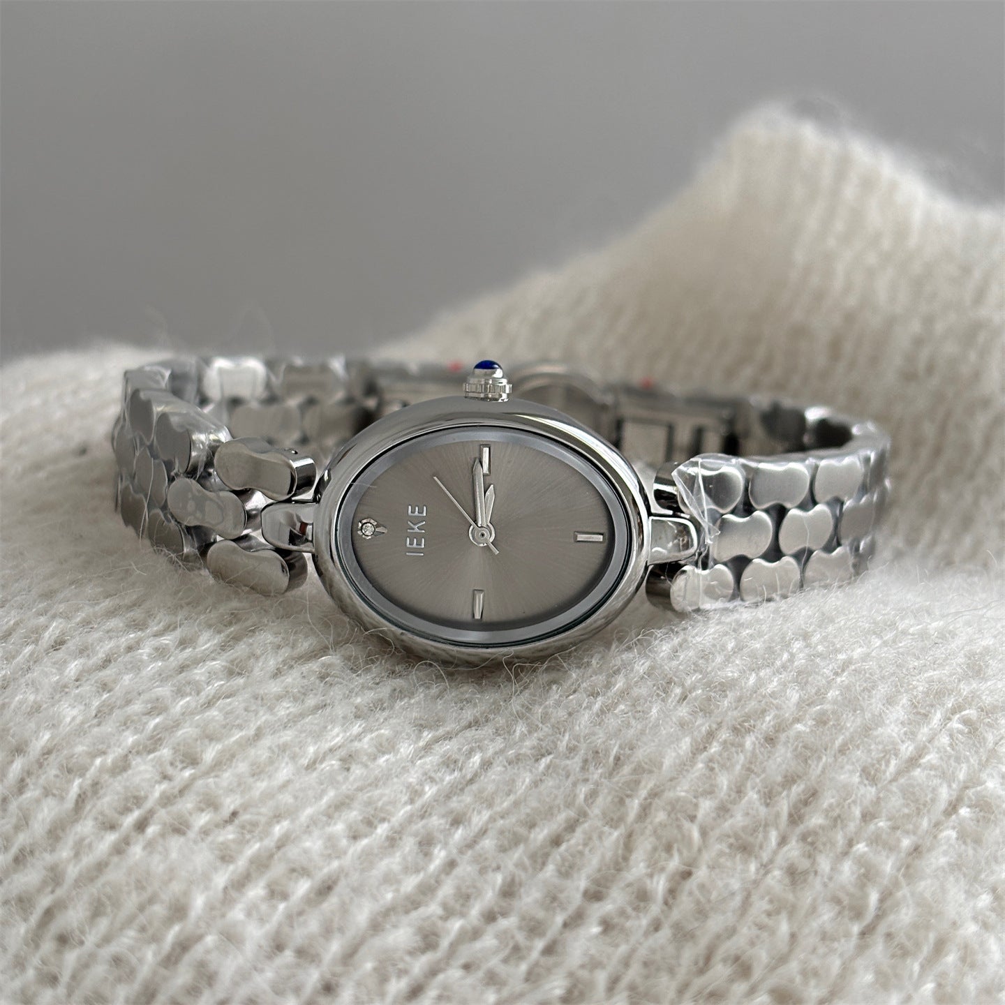 Ovale Exquise montre casual pour femmes