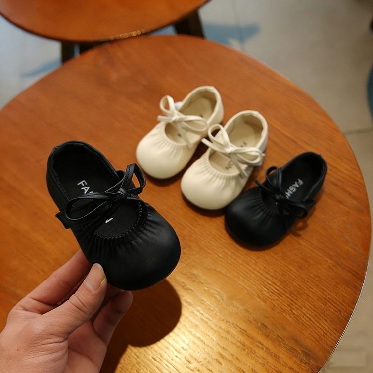 Chaussures simples pour filles