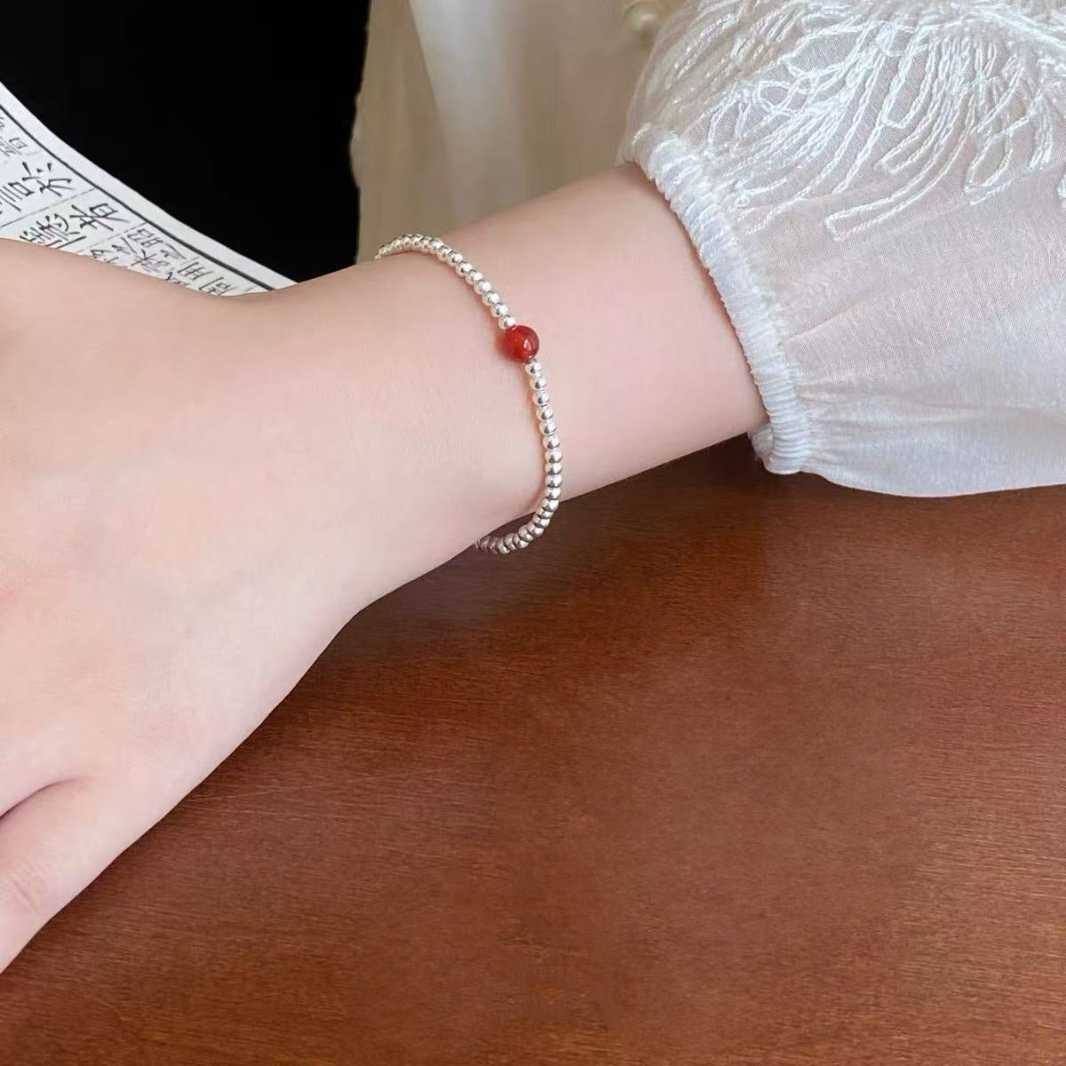 Printemps et été cristal Bracelet Niche Design Gris clair de lune violet Asai Améthyste Bracel