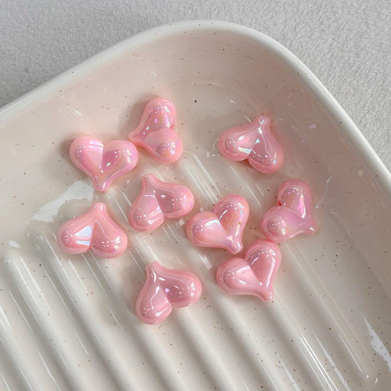 Perles acryliques du coeur irisées