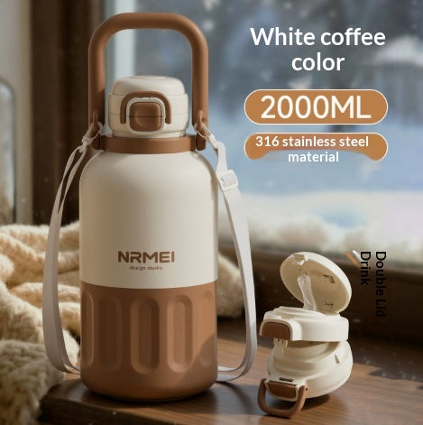 Bouteille d'eau de paille de grande capacité avec isolation