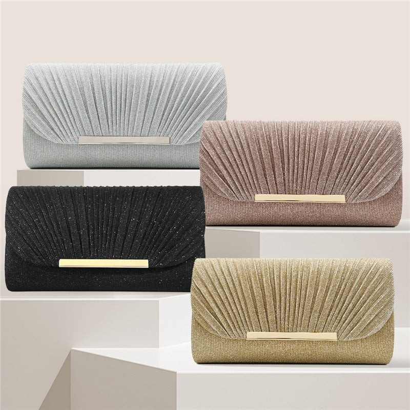 Femme Hardware Edge Party Pattern Fine Pink Clutch