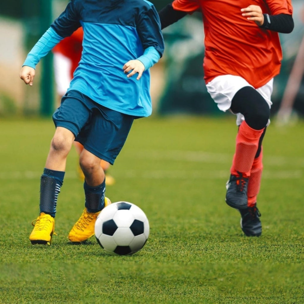 2 paires de soccer Shin garde avec un look fibre de carbone