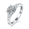 2 Anneau de fiançailles Carat Round Moissanite