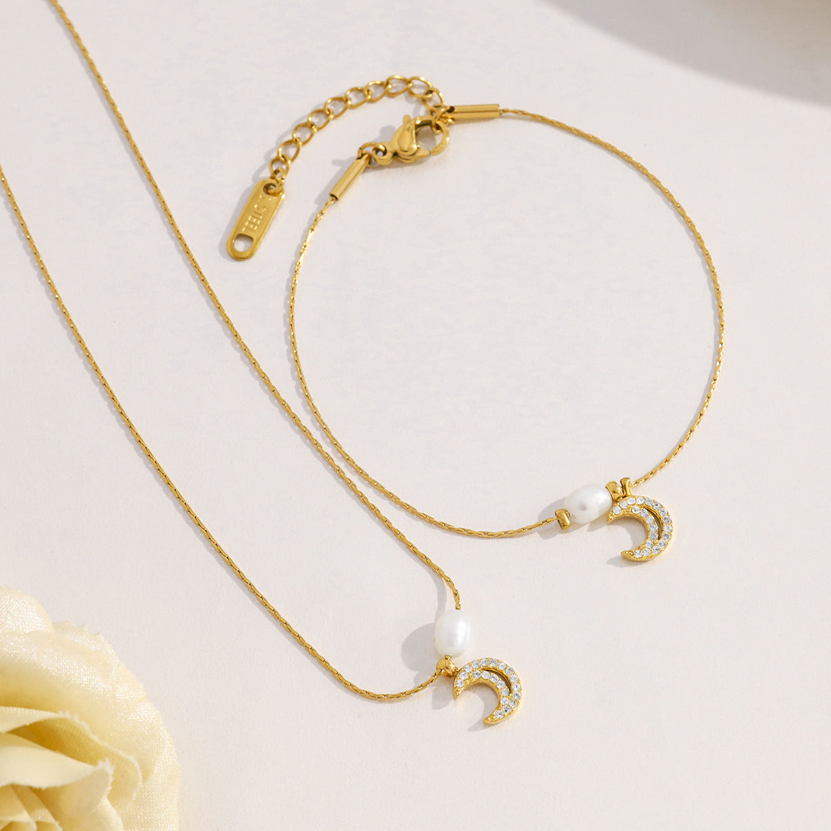 Bracelet en perles d'eau douce naturel de style Instagram pour femmes