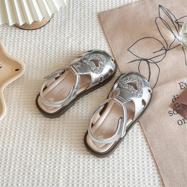 Sandales de filles avec Velcro