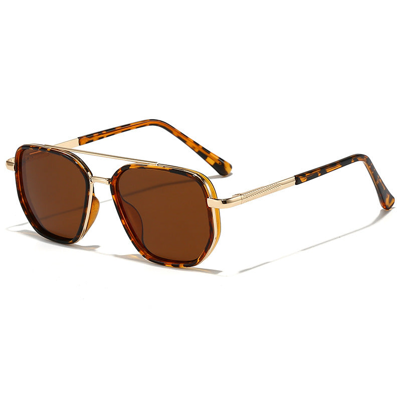 Lunettes de soleil en métal de style Chanel pour hommes