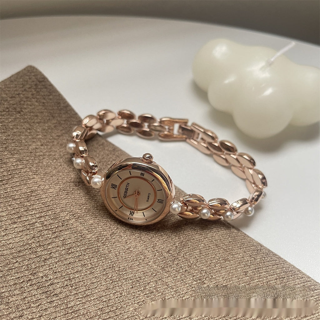 Montre en chaîne de perles romaines pour les femmes
