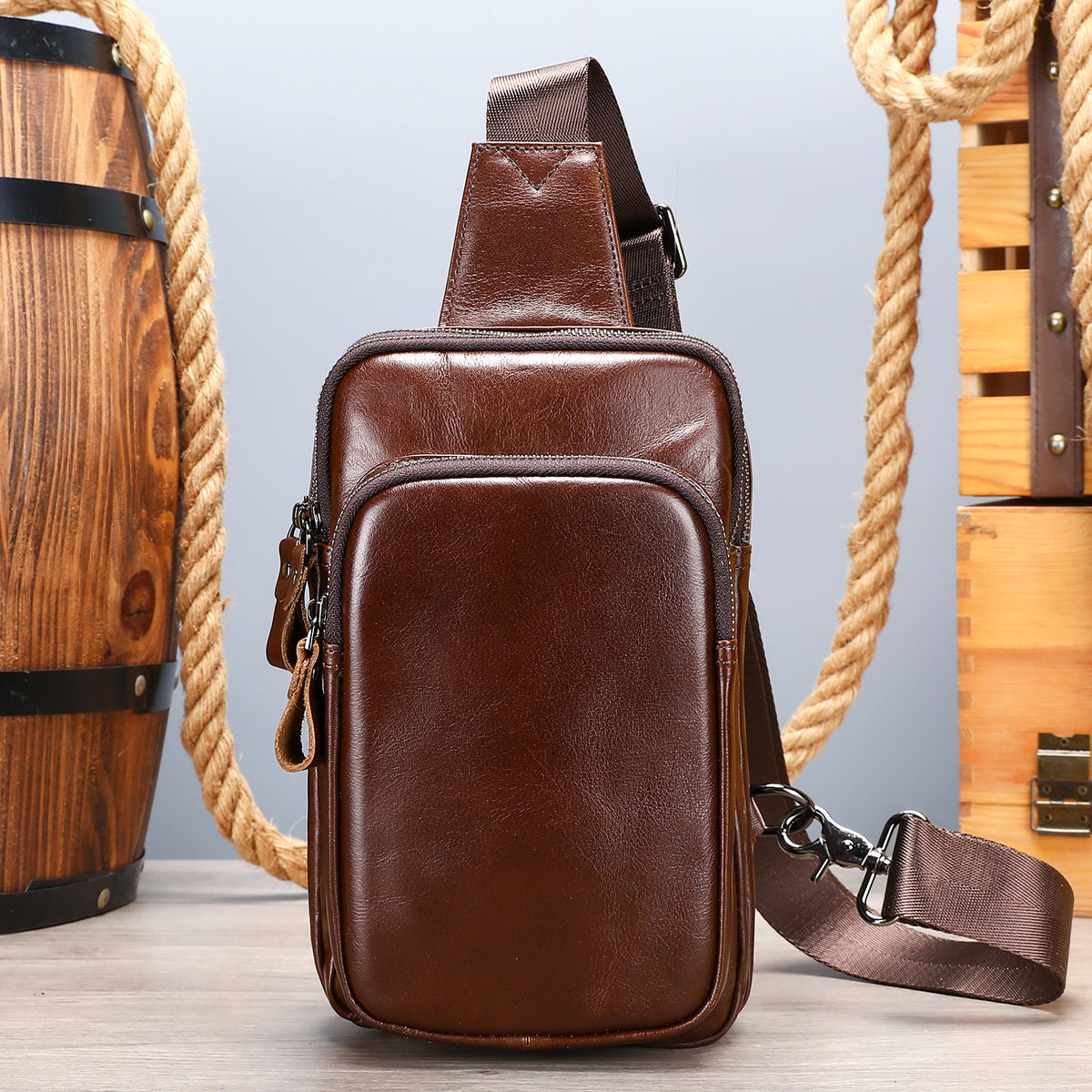 Sac de poitrine en cuir véritable pour homme