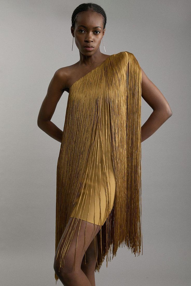 Robe élégante et ludique de soirée de la jupe