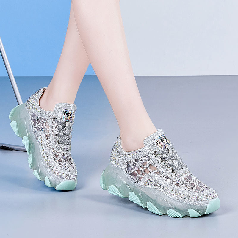 Mesh des femmes Surface Hollowed Hauteur Augmenter Semelle Respirante Sneakers