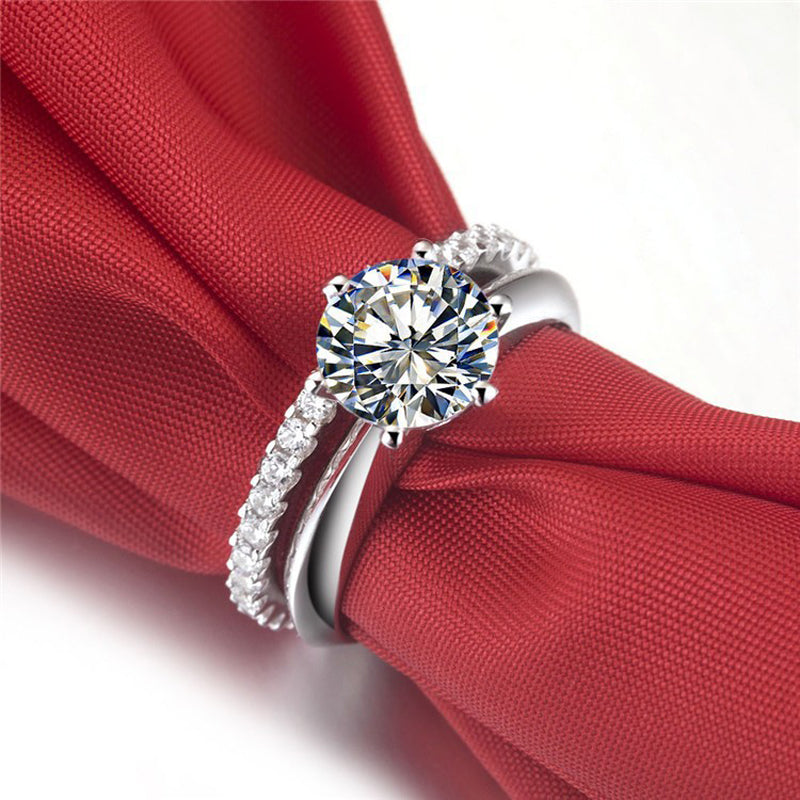 925 Argent Anneau à six griffes plaqué or avec Mossanite femelle T Carbon Diamond