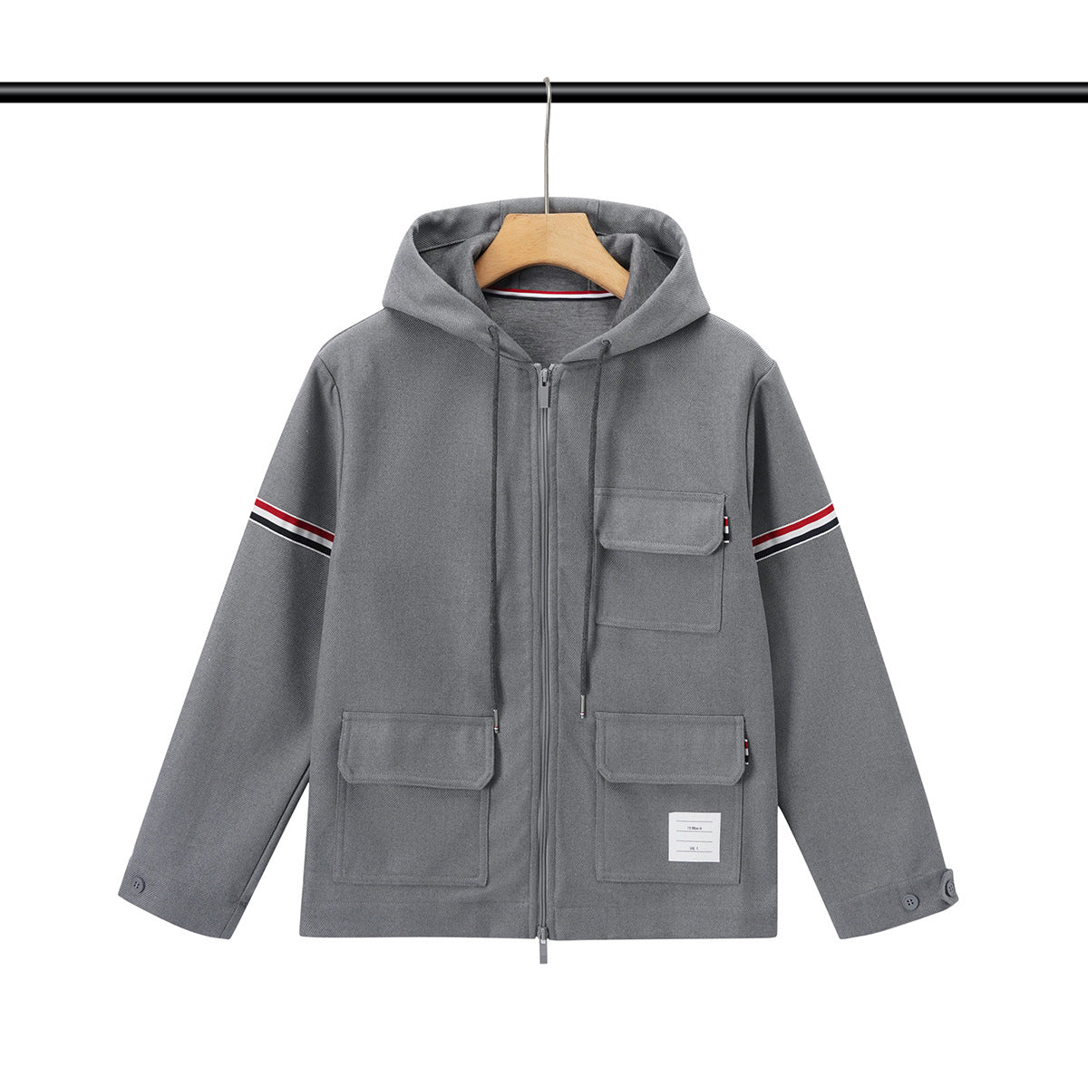 Mens gris printempsautomne manteau avec rouge et blanc rayures Webbing et plusieurs poches