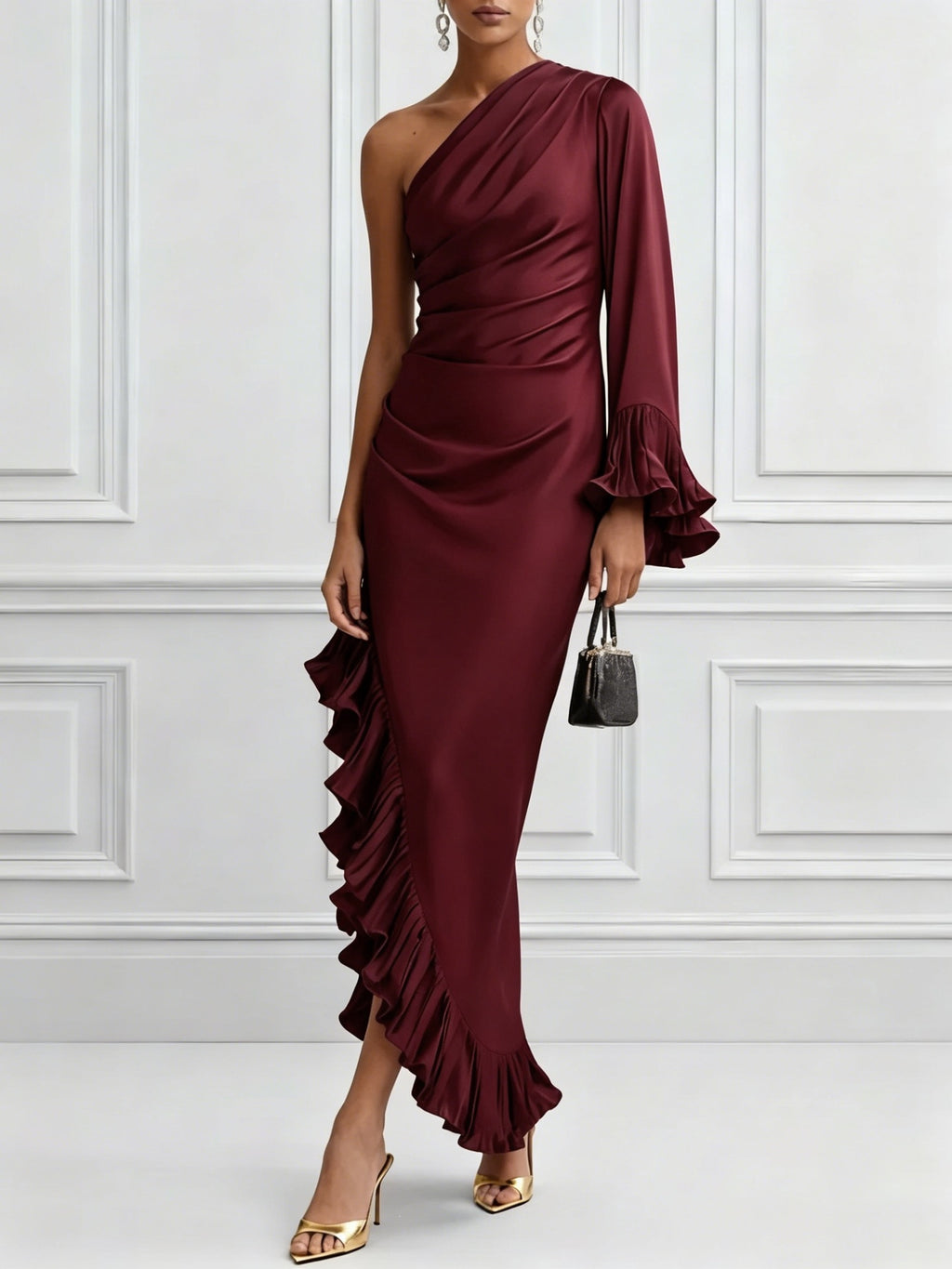 Robe asymétrique plissée satinée de couleur solide