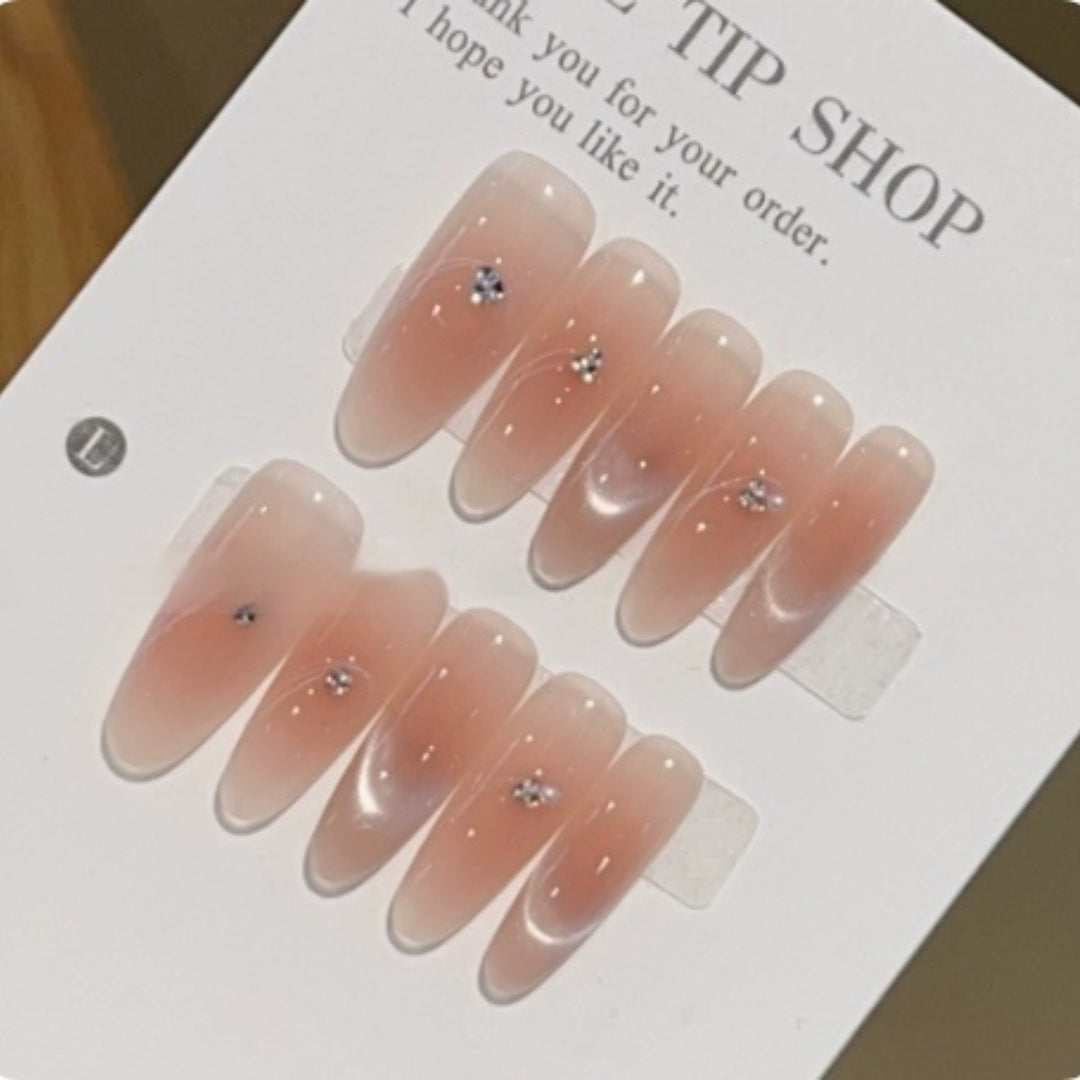 Nue Blush Cat-eye French Strass Art à ongles fait main