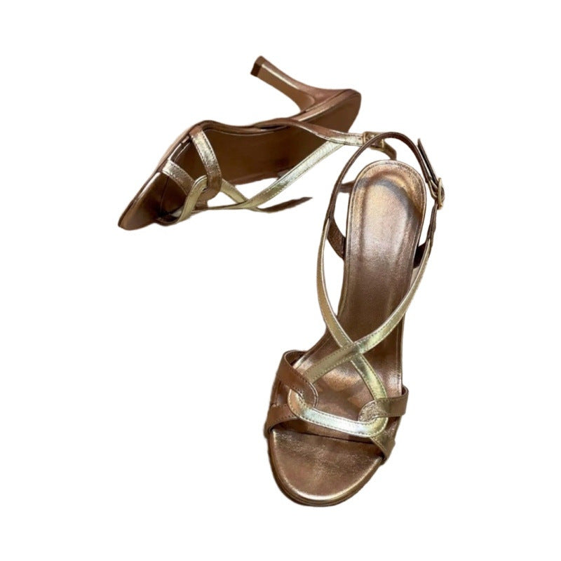 Versatile à talons ouverts à talons hauts