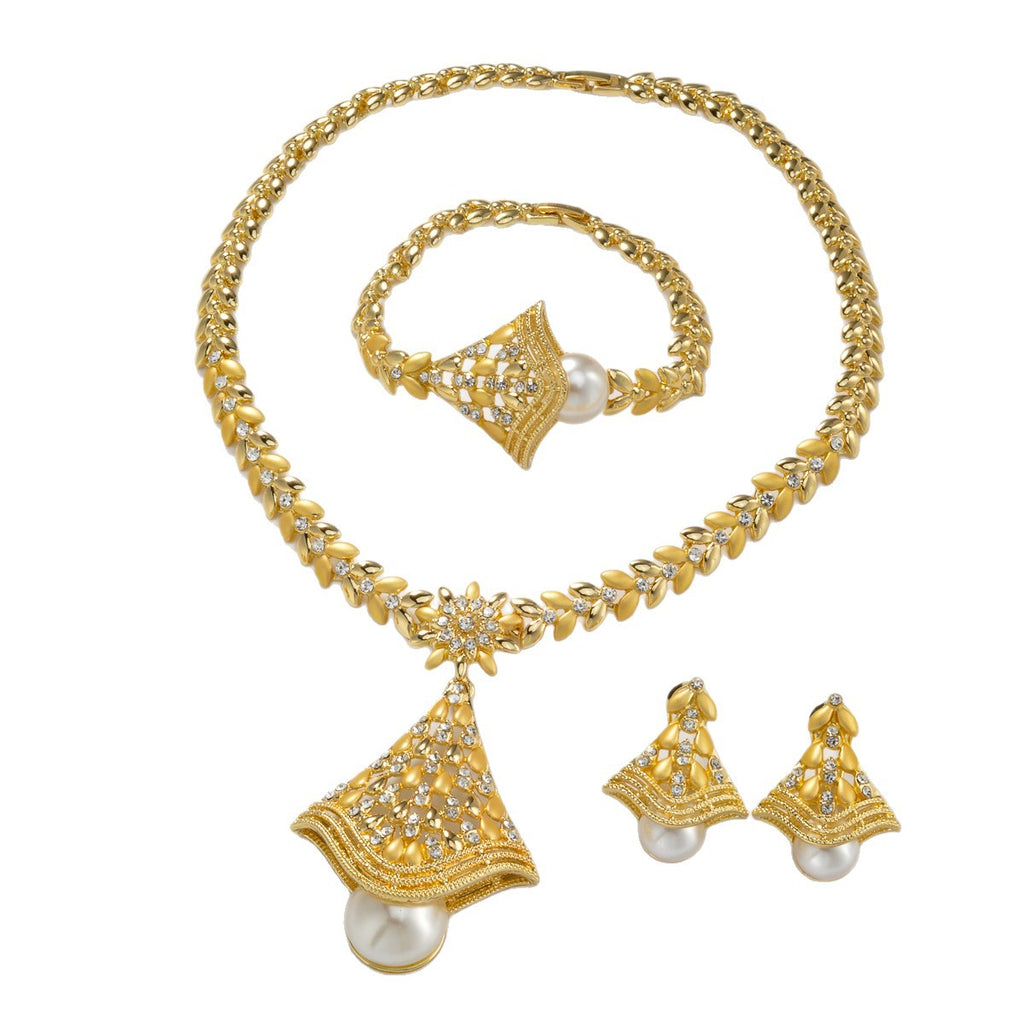 Collier de feuille dorée 18k pour bijoux