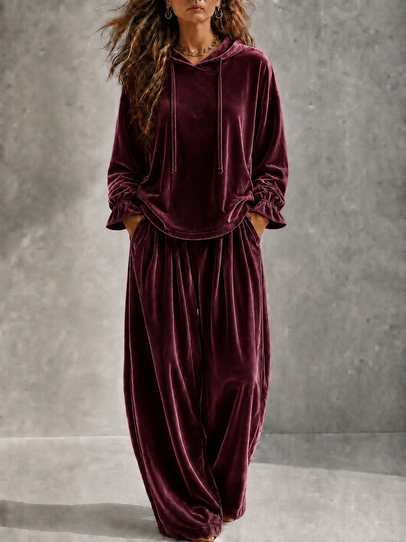 Pantalons longs à large jambe doux et lisse pour les femmes dans un ensemble en deux parties