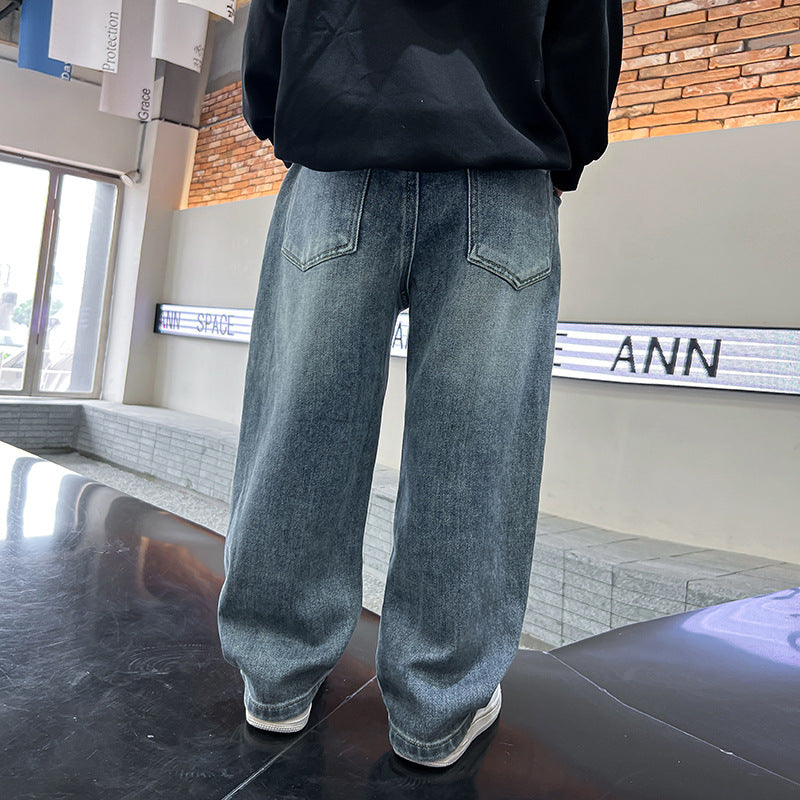 Jeans droit et tendance pour homme couleur solide