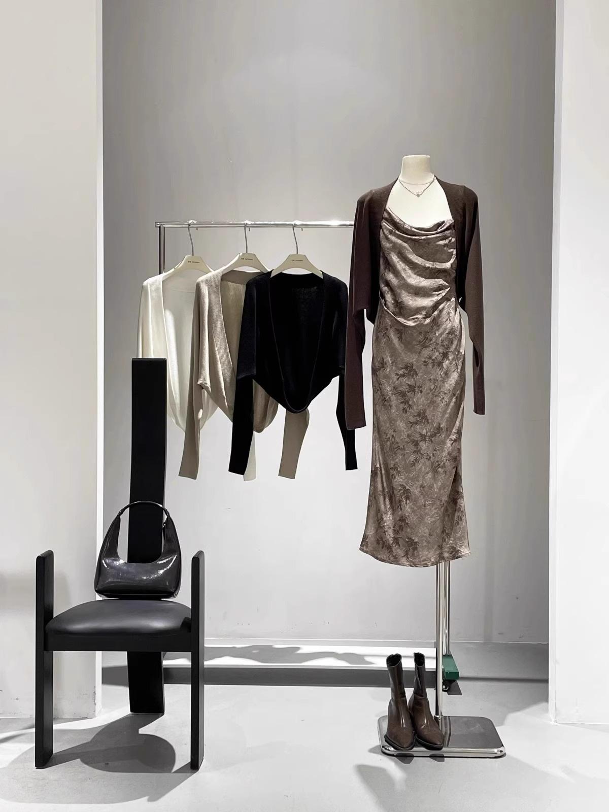 Chandail à manches longues de style français