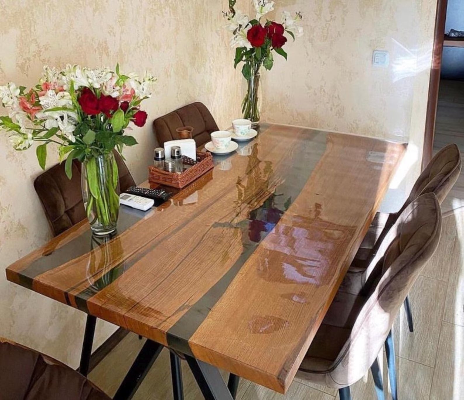 Protecteur de table transparent -1,5mm Épaisseur étanche Couverture de table en PVC résistant pour Dinin