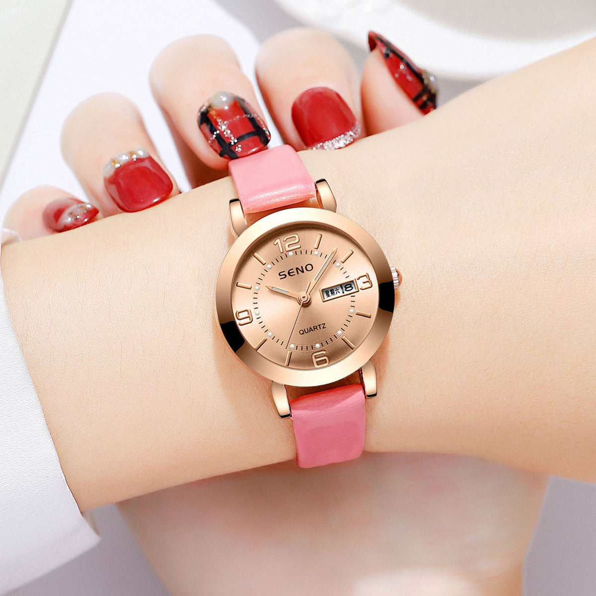 Lumière de nuit Imperméable Dual Calendar Montre Quartz en alliage pour femmes