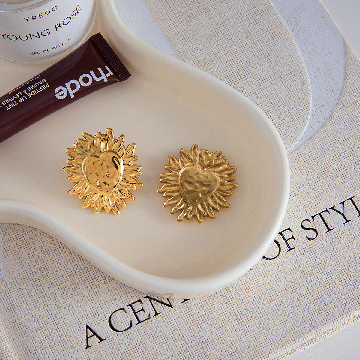 Chaud doux soleil léger fabriqué à partir de l'acier de titane Premium qui reste vibrant et distillé