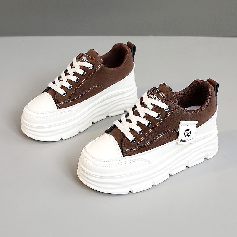 Sneakers respirables tout-match résistants à l'épaisseur des talons cachés des femmes