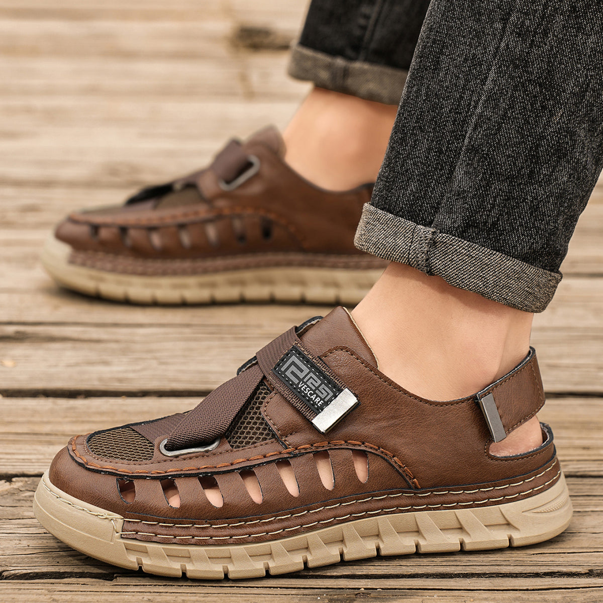 Trendy Outdoor Men's Closed-Toe Beach Sandals