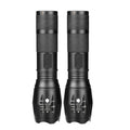 Lampe de poche LED Zoom Torche USB rechargeable Super lumineux lampe de camping lampe de travail