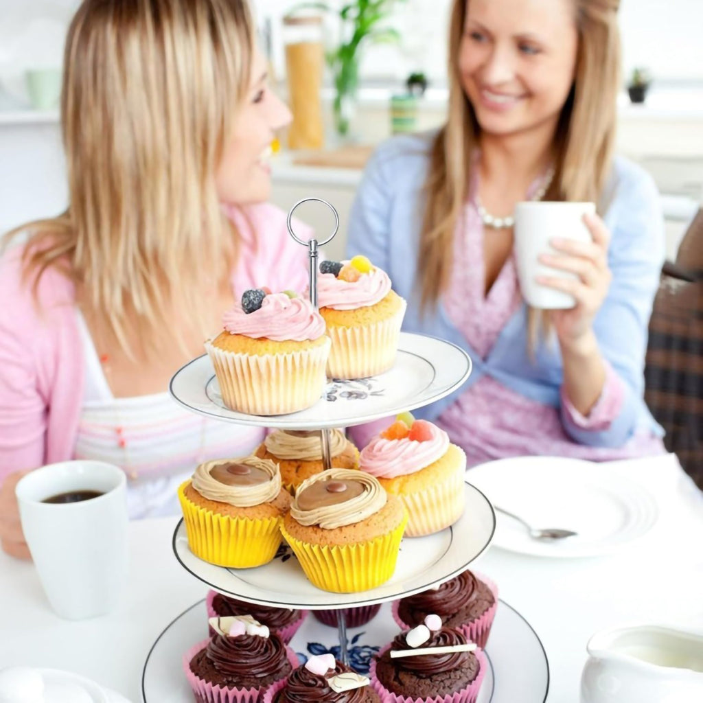 Cake Stand Hanger – Une solution de suspension pratique pour économiser de l'espace de stockage de Cake Stand Ta