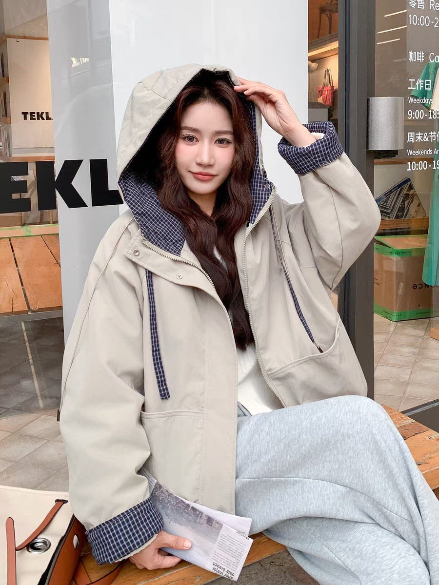Manteau court à capuchon pour femmes