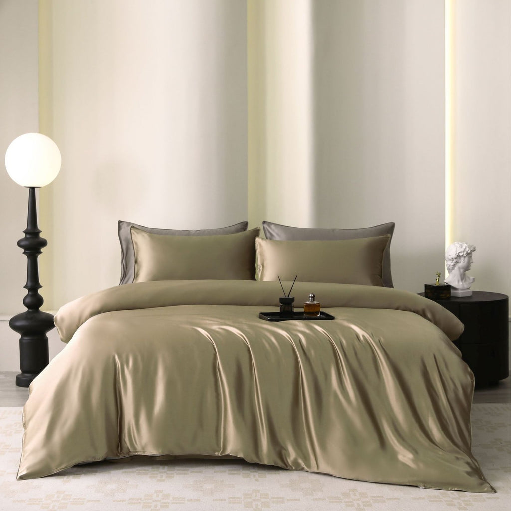 Soie 22-momme Set de quatre pièces en soie léger luxe
