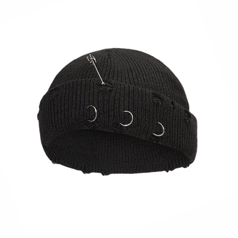 Bonnet en tricot à épingles en fer