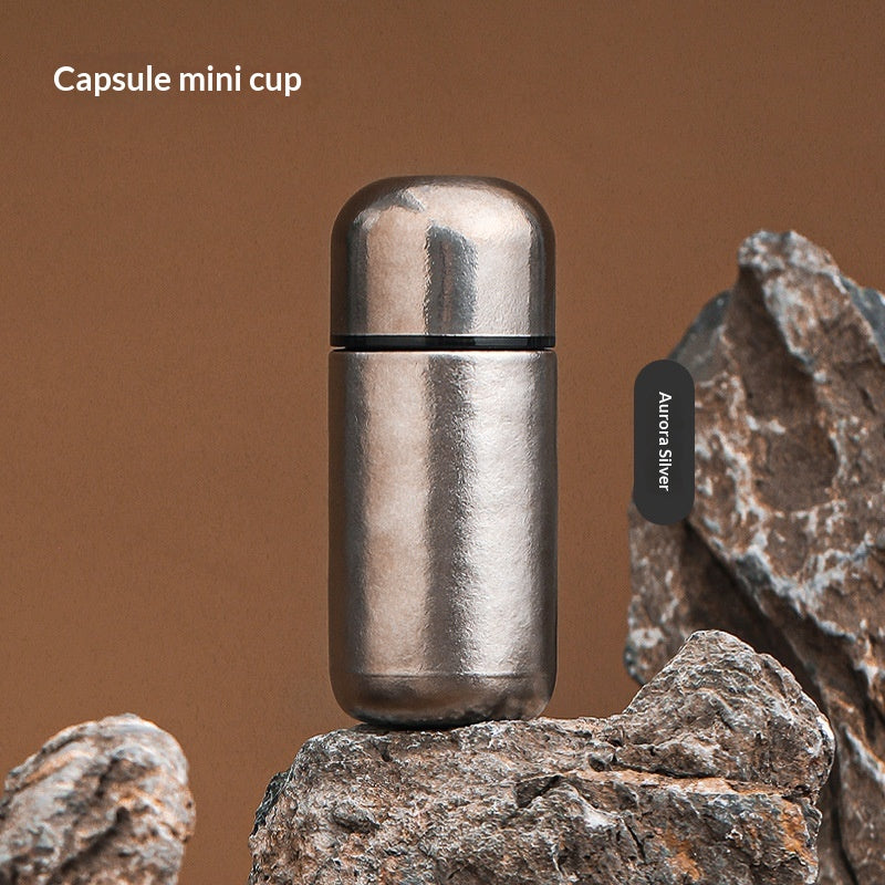 Luxur léger haut de gamme titane pur Taille de poche Mini Capsule bouteille d'eau