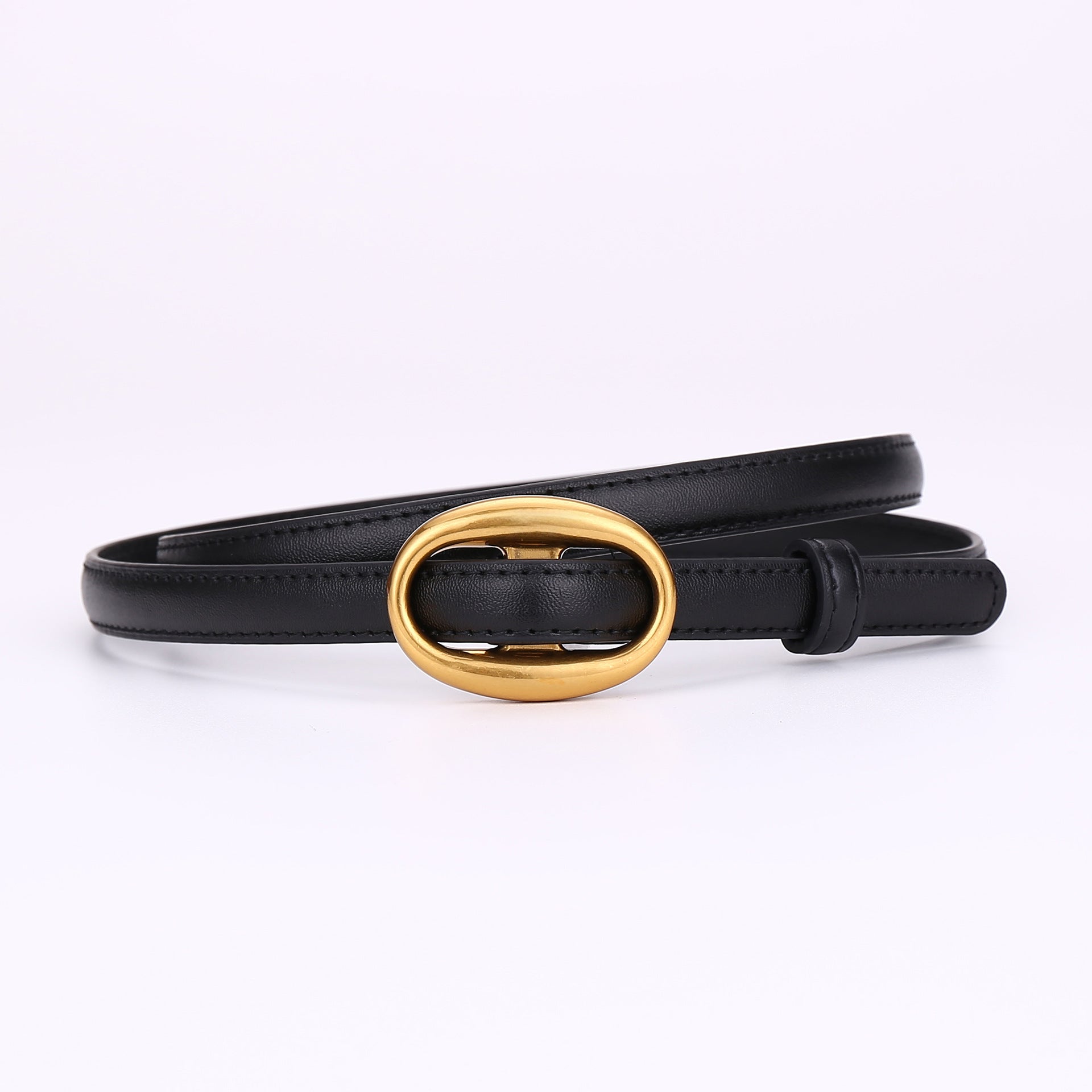 Ceinture en cuir pour femmes avec un bandeau mince